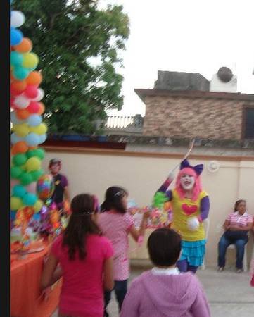 Children's Party Host Clown with Animal Balloons for Kids' Birthdays in Los Angeles