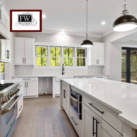 Move In and Move Out House Cleaning Specialists! (Sherman Oaks, Sherman Village, Studio City and Surrounding Area)