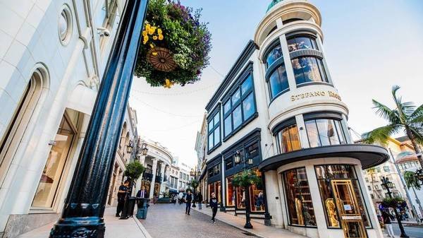 BEVERLY HILLS WINDOW OFFICE - LIMITED-TIME DEAL! (Beverly Hills)