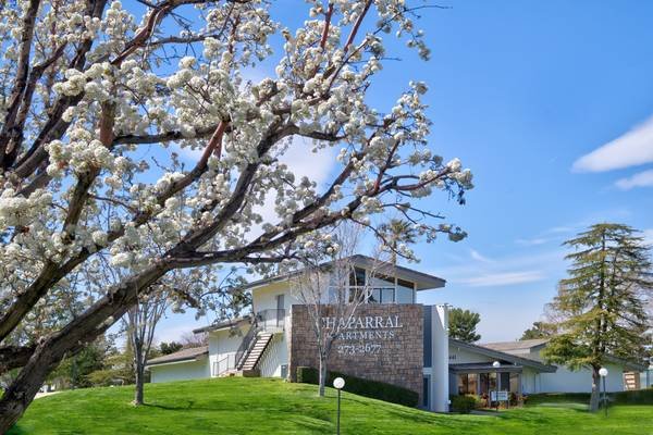 $1,799 / 1br - 734ft2 - $1,000 Off Move-In for Our Studio, One, and Two-Bedroom Apartments! (Palmdale)