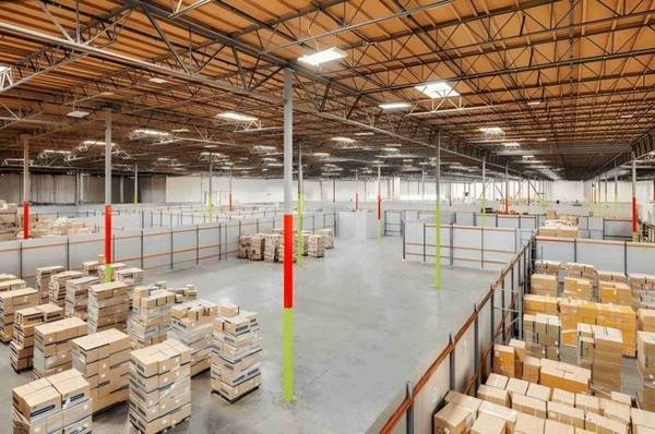 Flexible Warehouse Space at Cubework Walnut with No Hidden Fees: $1 per ft2