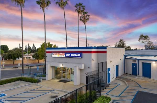 KEEP YOUR VALUABLE ITEMS SAFE @ US STORAGE CENTERS (MISSION HILLS, CA)