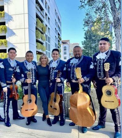 Mariachi Victoria